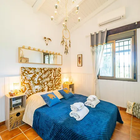 Holiday home Cubo's Christoria *